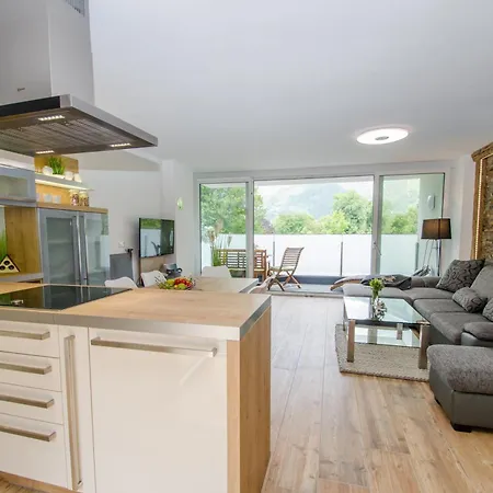 Penthouse Waterside By In One Zell am See