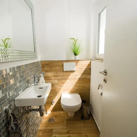 公寓 Penthouse Waterside By In One 滨湖采尔