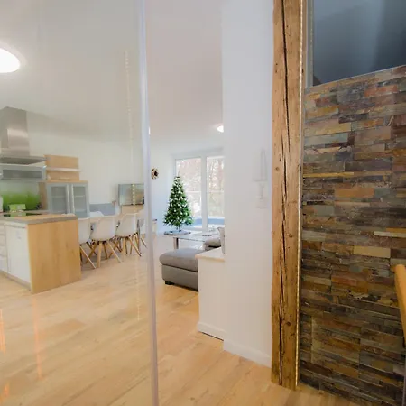 公寓 Penthouse Waterside By In One 滨湖采尔